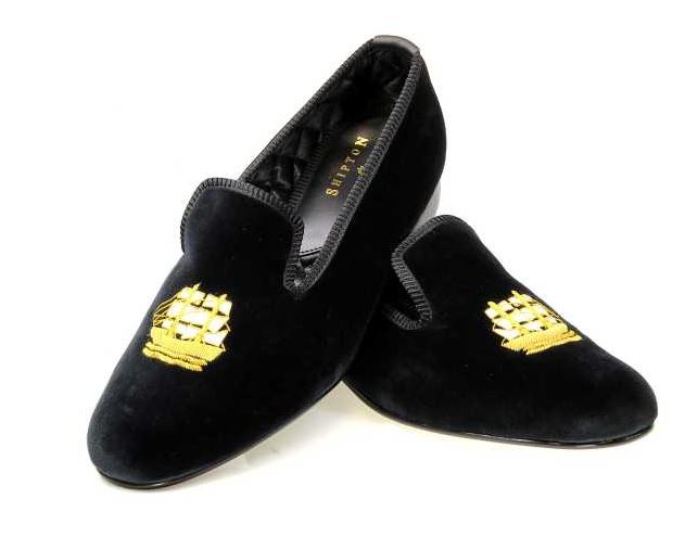 Mens Clipper Ship Motif Black Velvet Slipper - UK 9