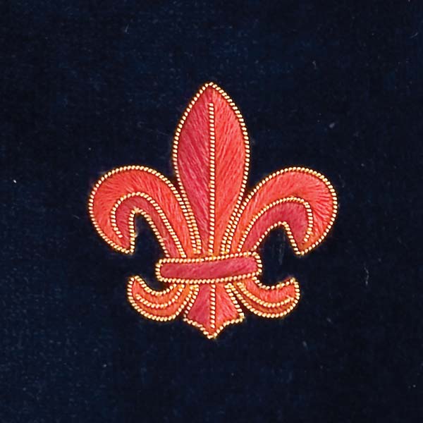 Red Fleur-de-Lis Embroidered Velvet Slipper