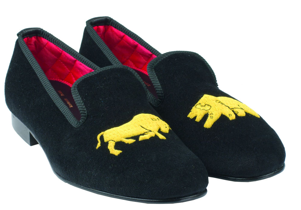 Bear and Bull Motif Embroidered Velvet Slipper