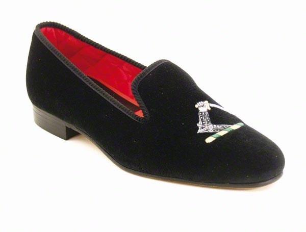 Family Crested Velvet Slippers I