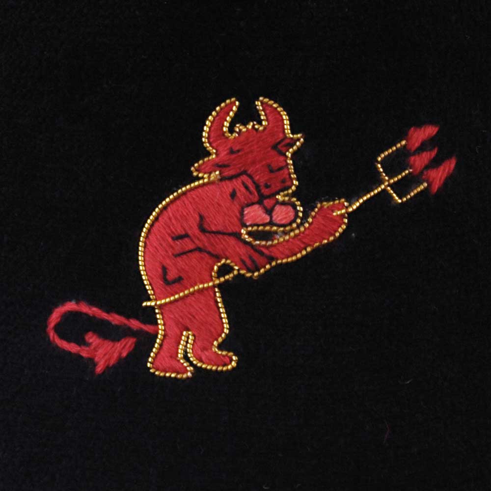 Little imp Embroidered Velvet Slipper Close up