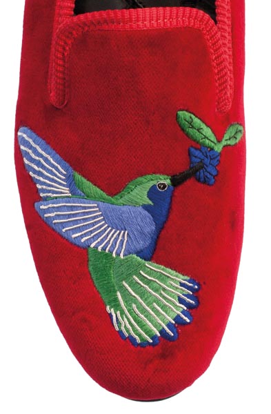 Humming Bird Motif Embroidered Velvet Slipper Close