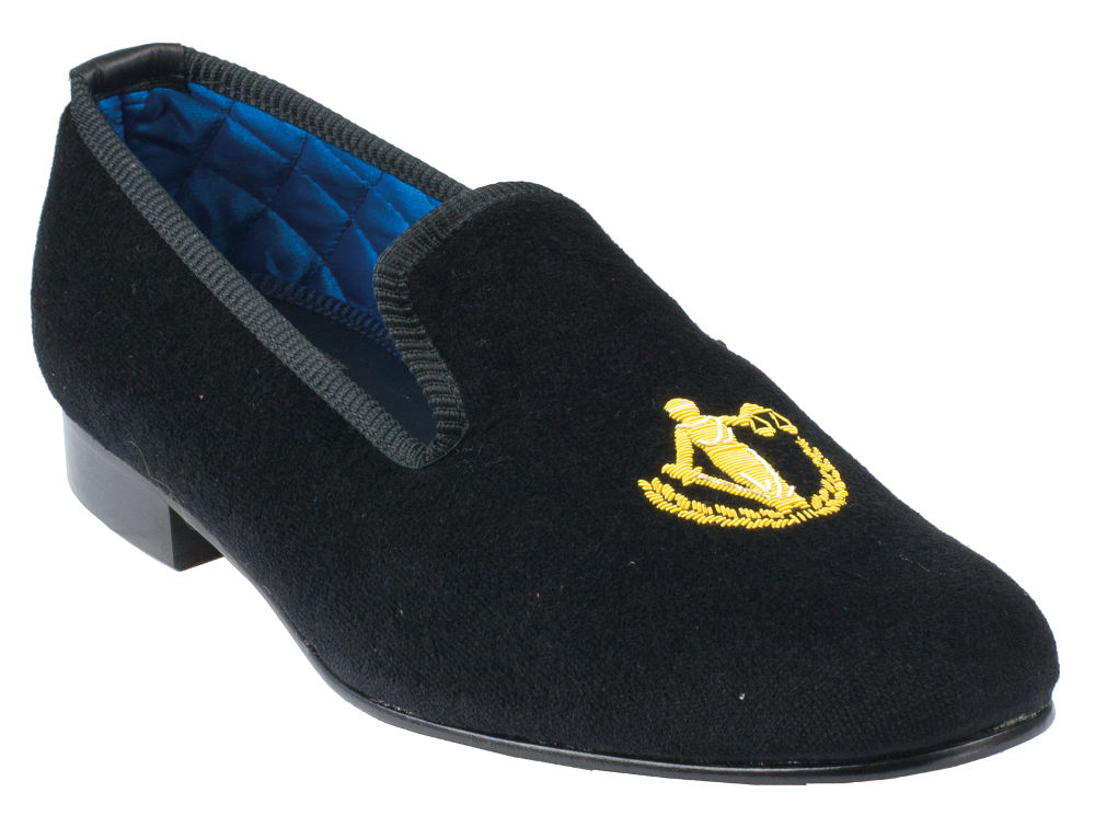 Justice Motif Embroidered Velvet Slipper