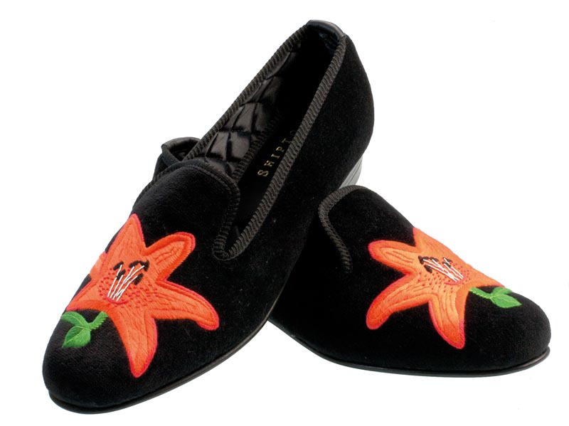 Lily Motif Embroidered Velvet Slipper Pair
