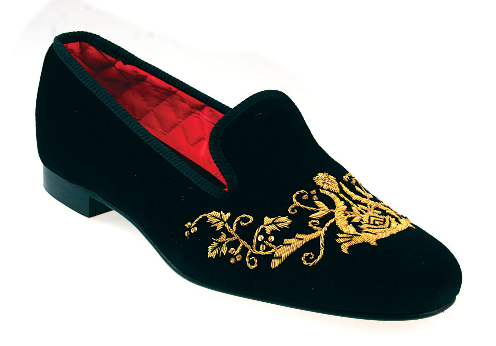 Tulip Motif Embroidered Velvet Slipper