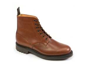 Kelso Brown Boot Commando angled View